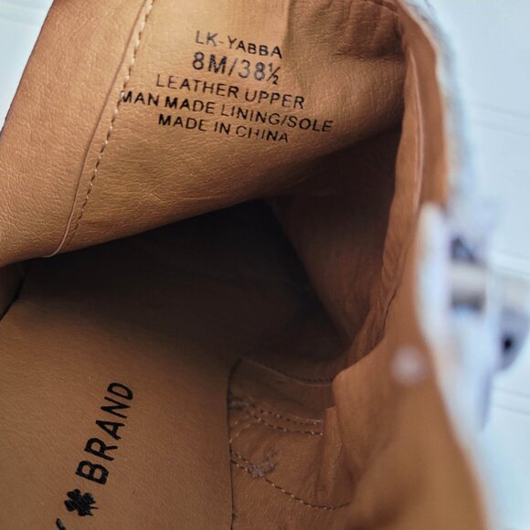 Lucky Brand Boots Size 8 Light Gray Yabba Ankle Booties Cut Out Side Zip Wedge - Picture 16 of 16